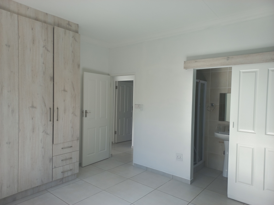 To Let 3 Bedroom Property for Rent in Fountains Estate Eastern Cape